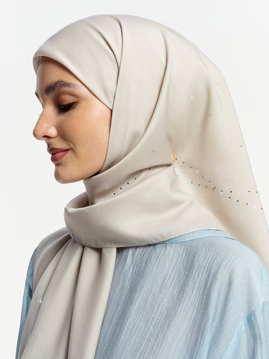 Diamond Glow Bawal – Mist Grey