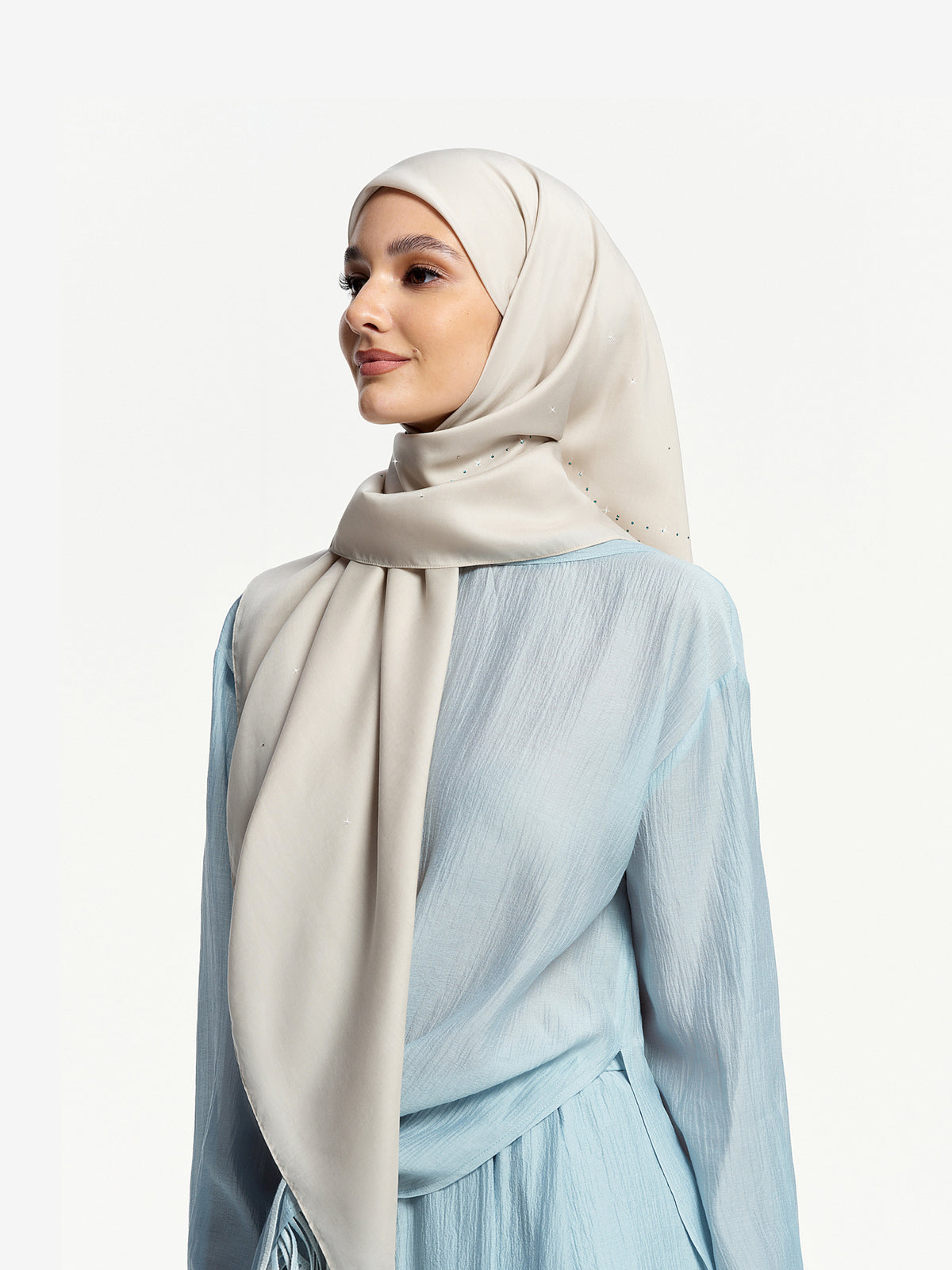 Diamond Glow Bawal – Mist Grey